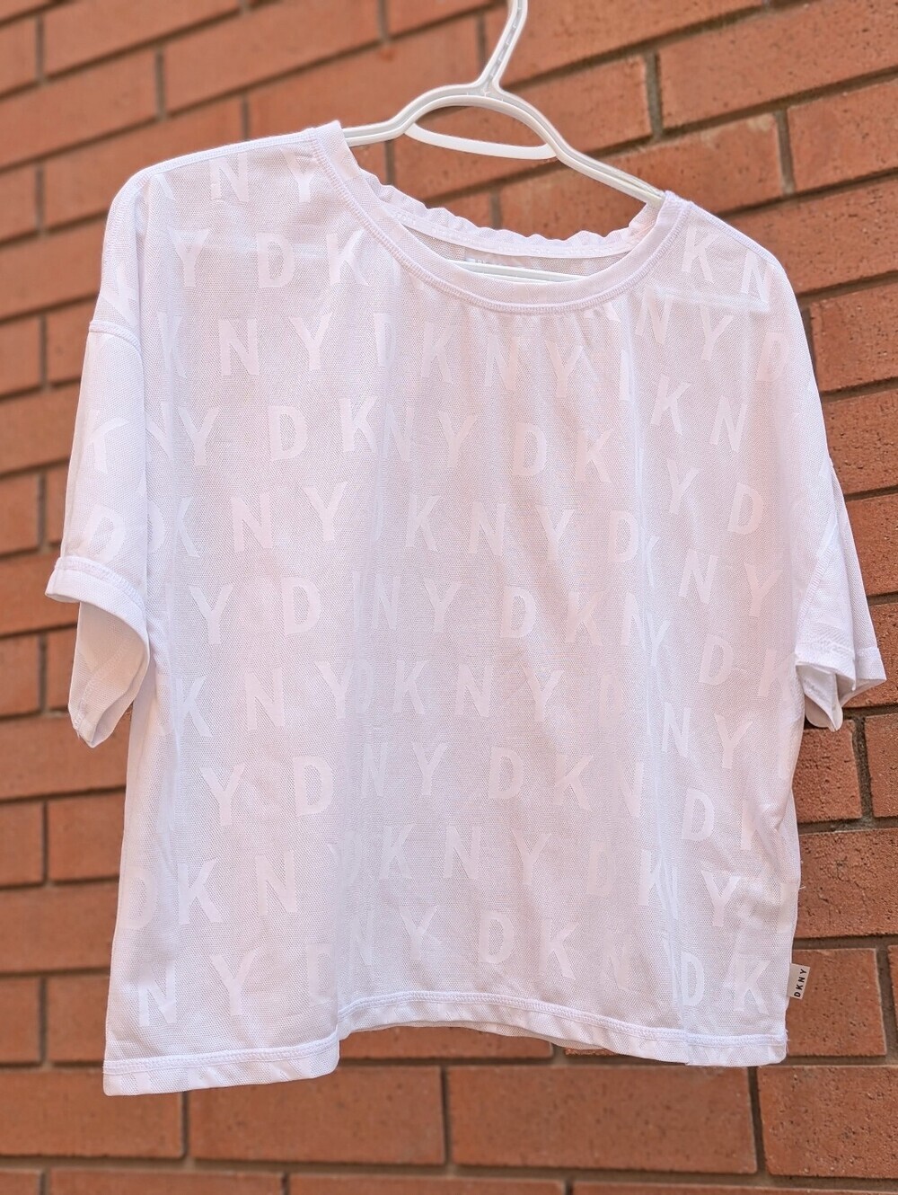 NWOT DKNY Sport Women's (Size Small) Cropped Mesh Lightweight White Logo T-Shirt